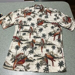 Vintage Van Heusen Men's rayon Tropical Bird Print Shirt